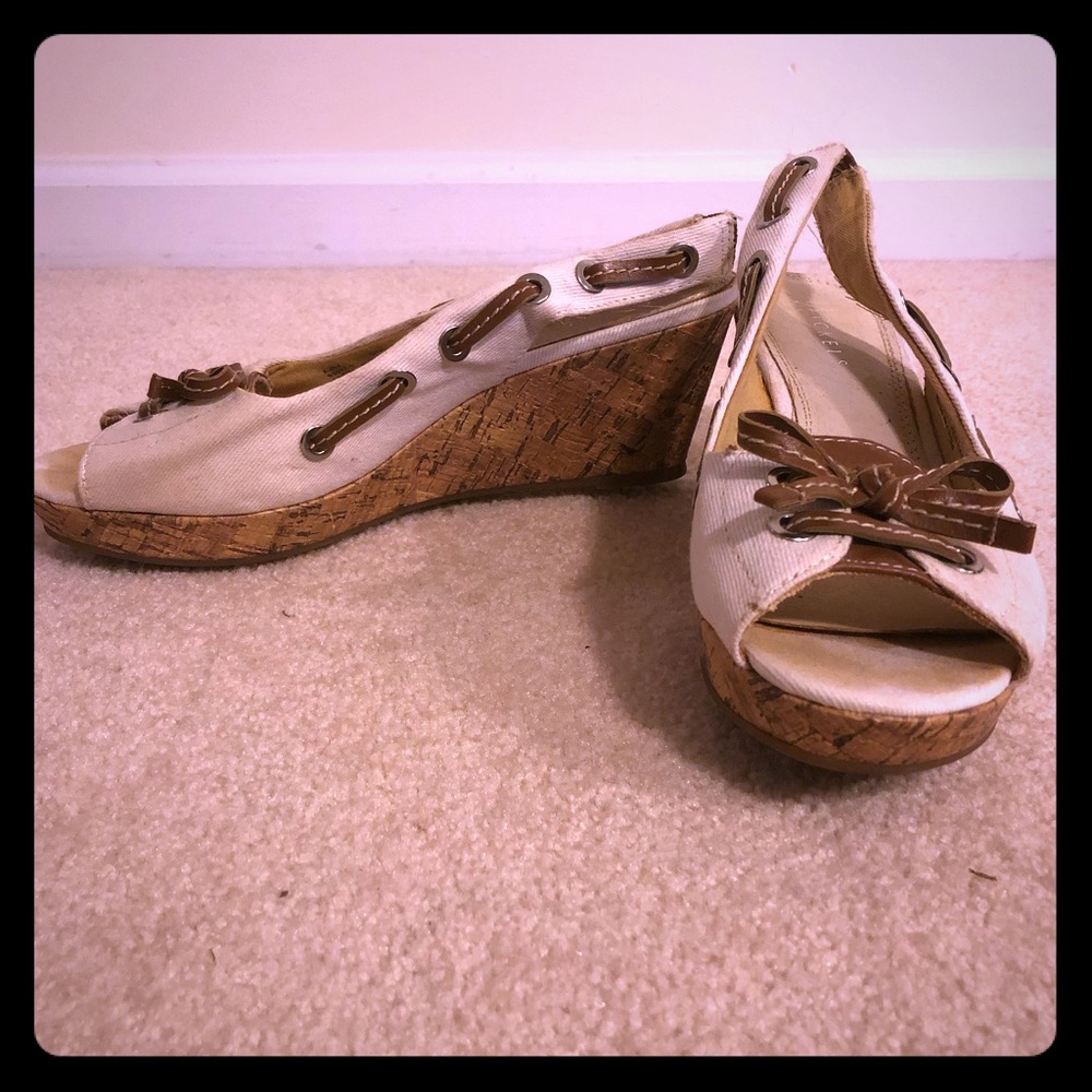White boat shoe style wedges